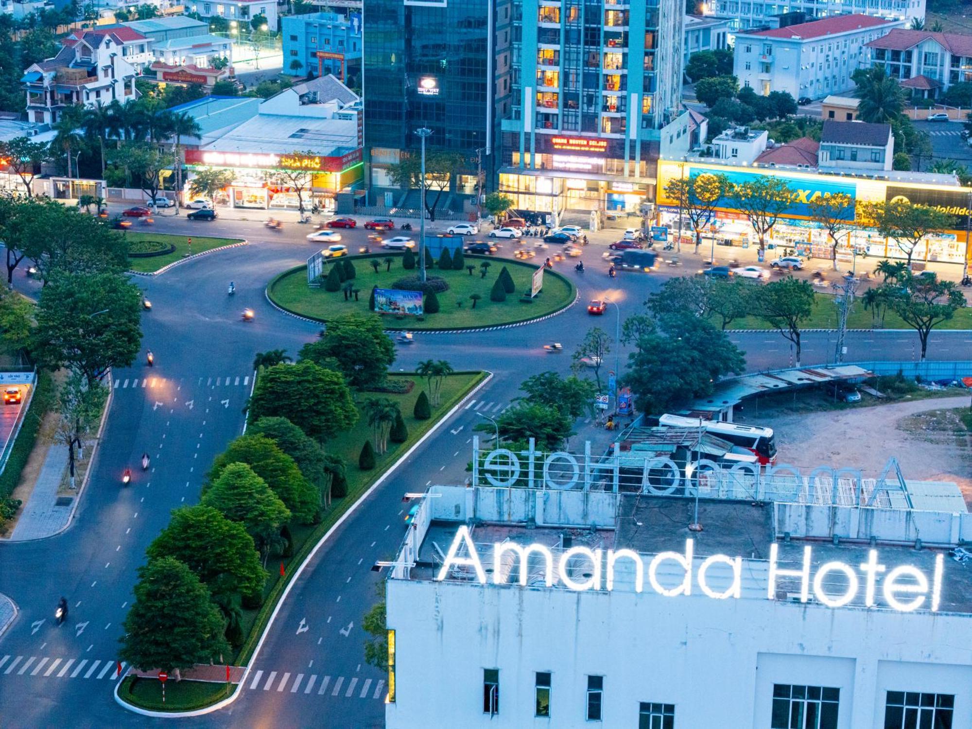 Hold Amanda Boutique Hotel Дананг Екстер'єр фото