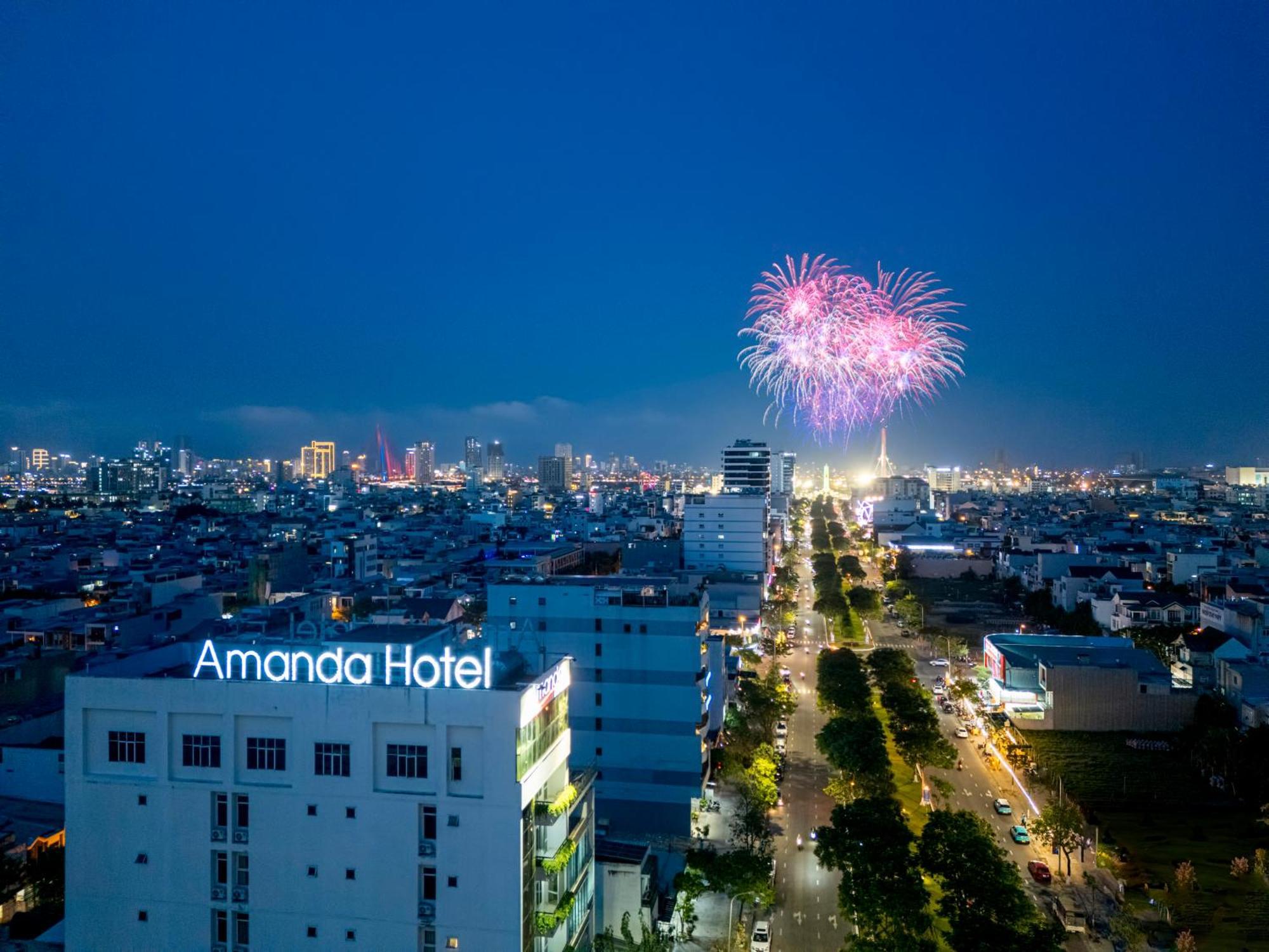 Hold Amanda Boutique Hotel Дананг Екстер'єр фото
